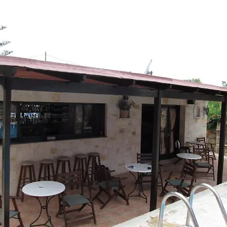 Kri Kri Village Hotel Goúrnes
