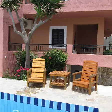 Kri Kri Village Goúrnes