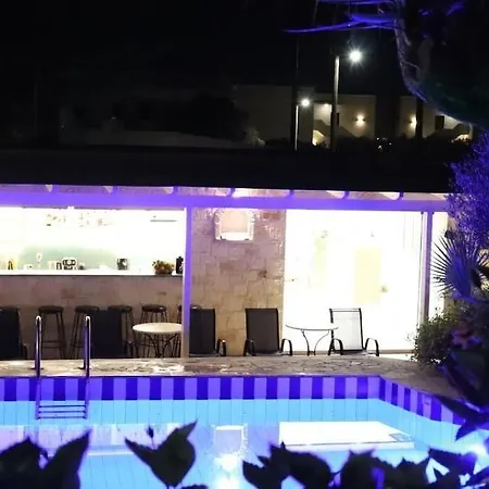Kri Kri Village Hotel Goúrnes