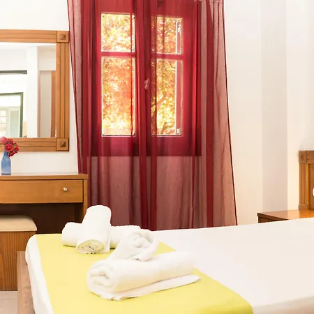 Hotel Kri Kri Village