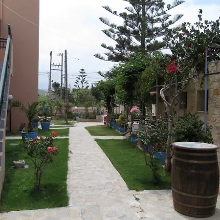 Kri Kri Village Hotel 2*