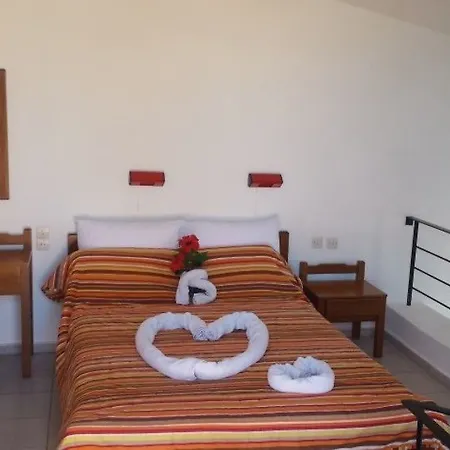 Kri Kri Village Hotel Goúrnes